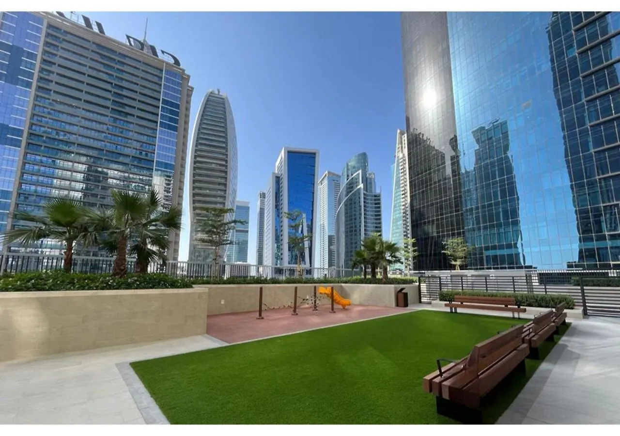 Exclusive Lakeview Haven - Zada Tower By Keyrock Living Dubai United Arab Emirates