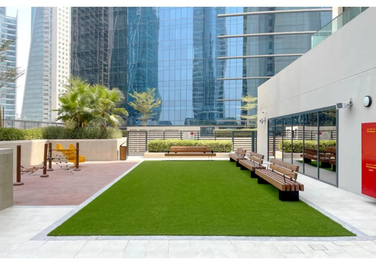 Exclusive Lakeview Haven - Zada Tower By Keyrock Living Dubai Apartment